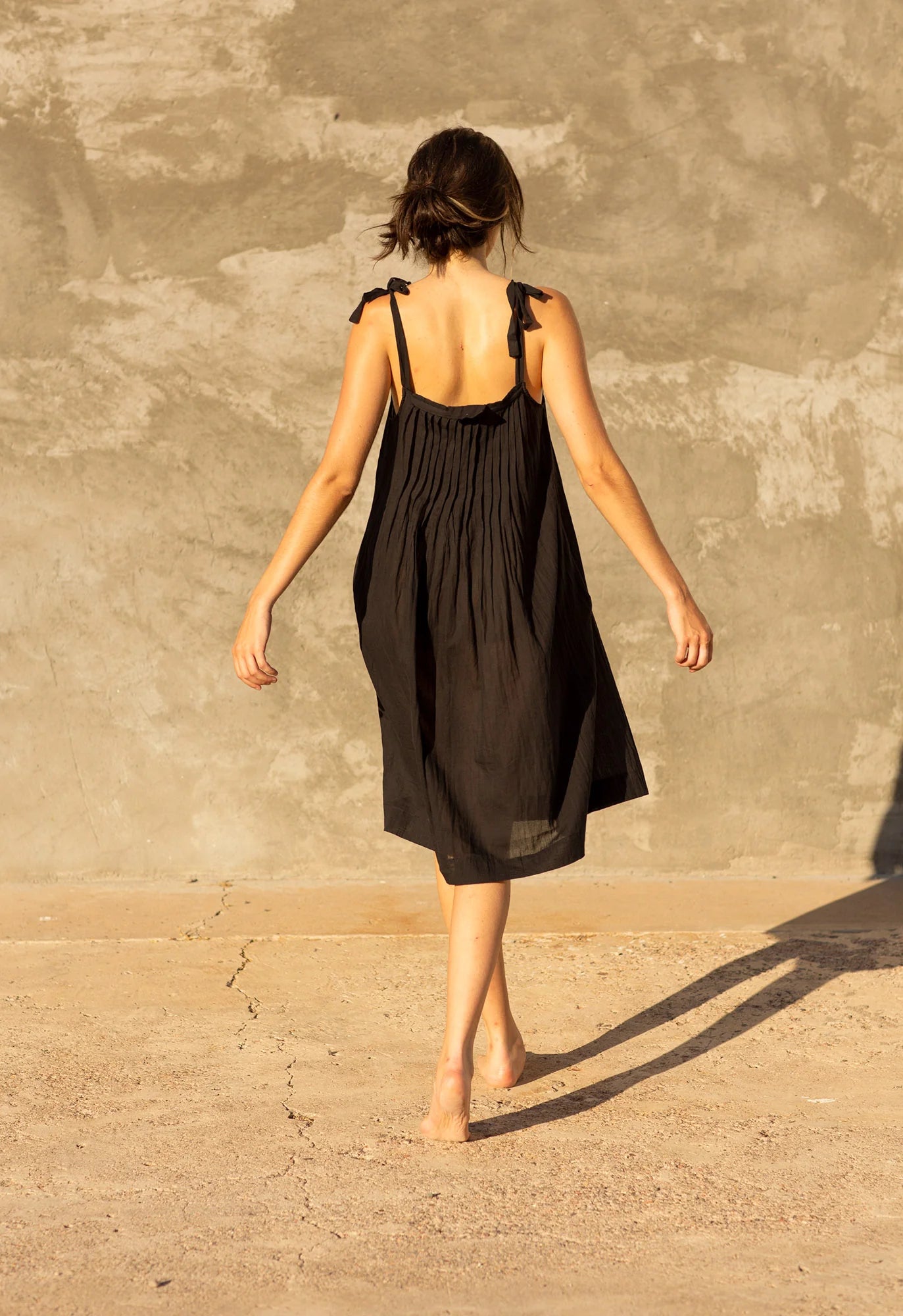 Kapari Dress in Black