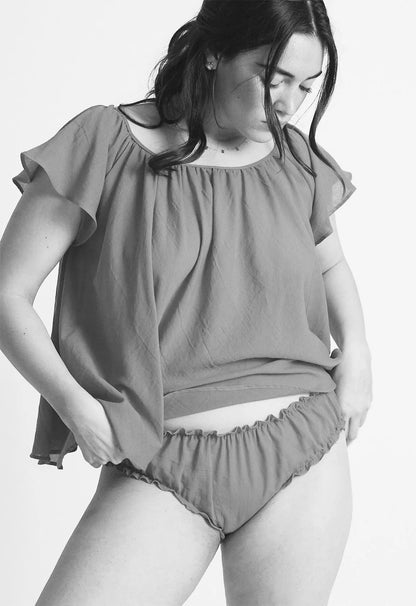 Swing Top in White